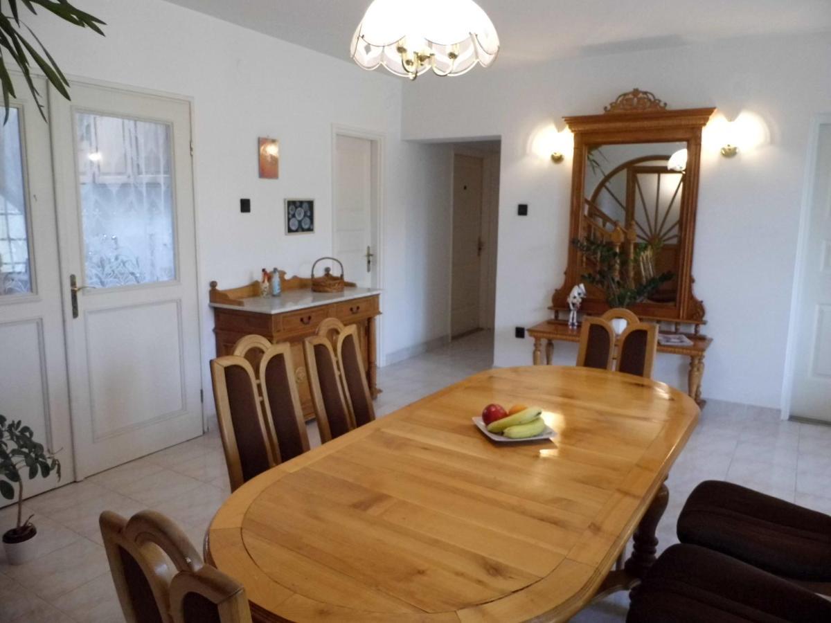 קסזטלי Millennium Villa מראה חיצוני תמונה