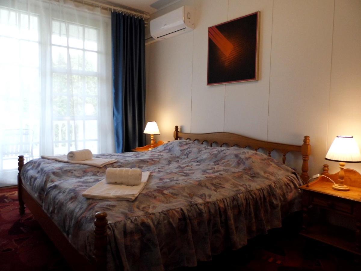 קסזטלי Millennium Villa מראה חיצוני תמונה