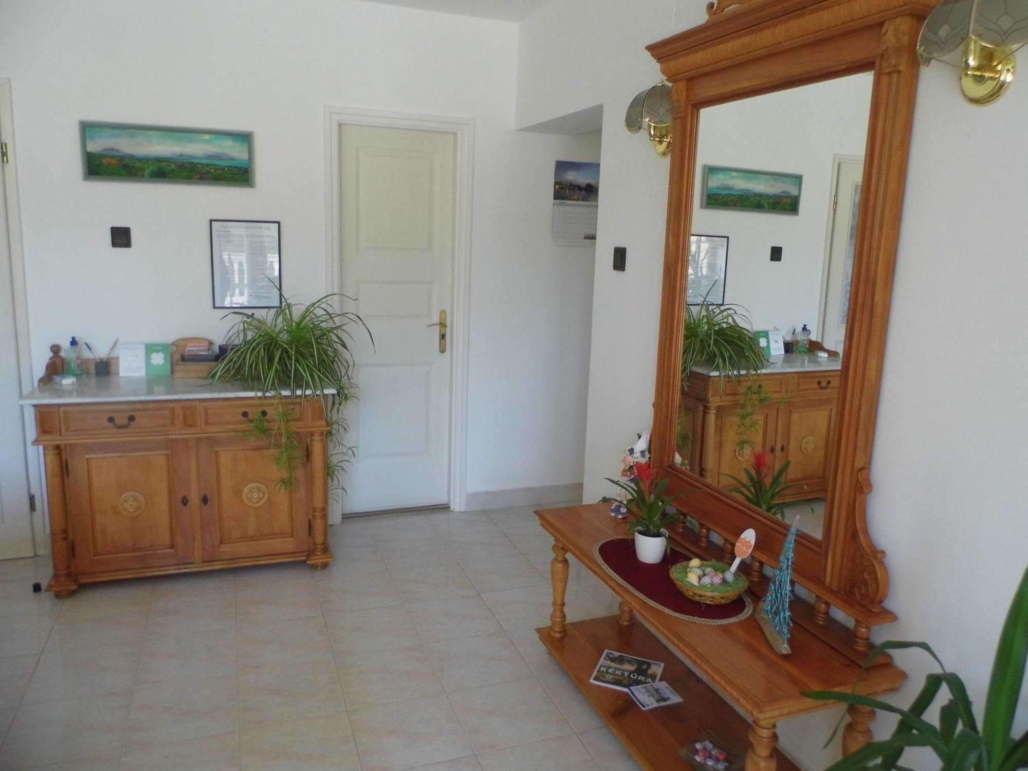 קסזטלי Millennium Villa מראה חיצוני תמונה