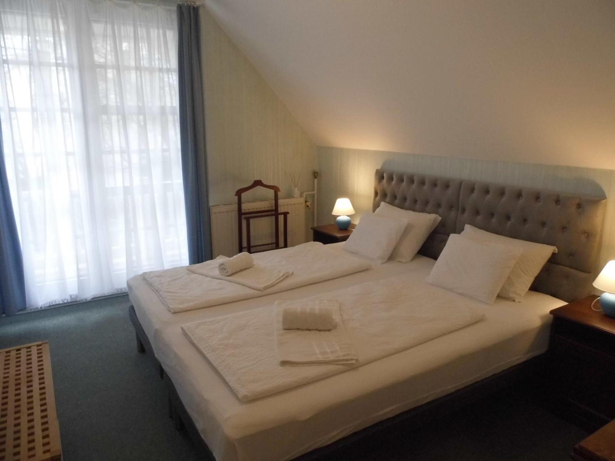 קסזטלי Millennium Villa מראה חיצוני תמונה